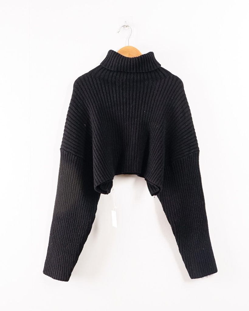 ZARA-CROPPED SWEATER