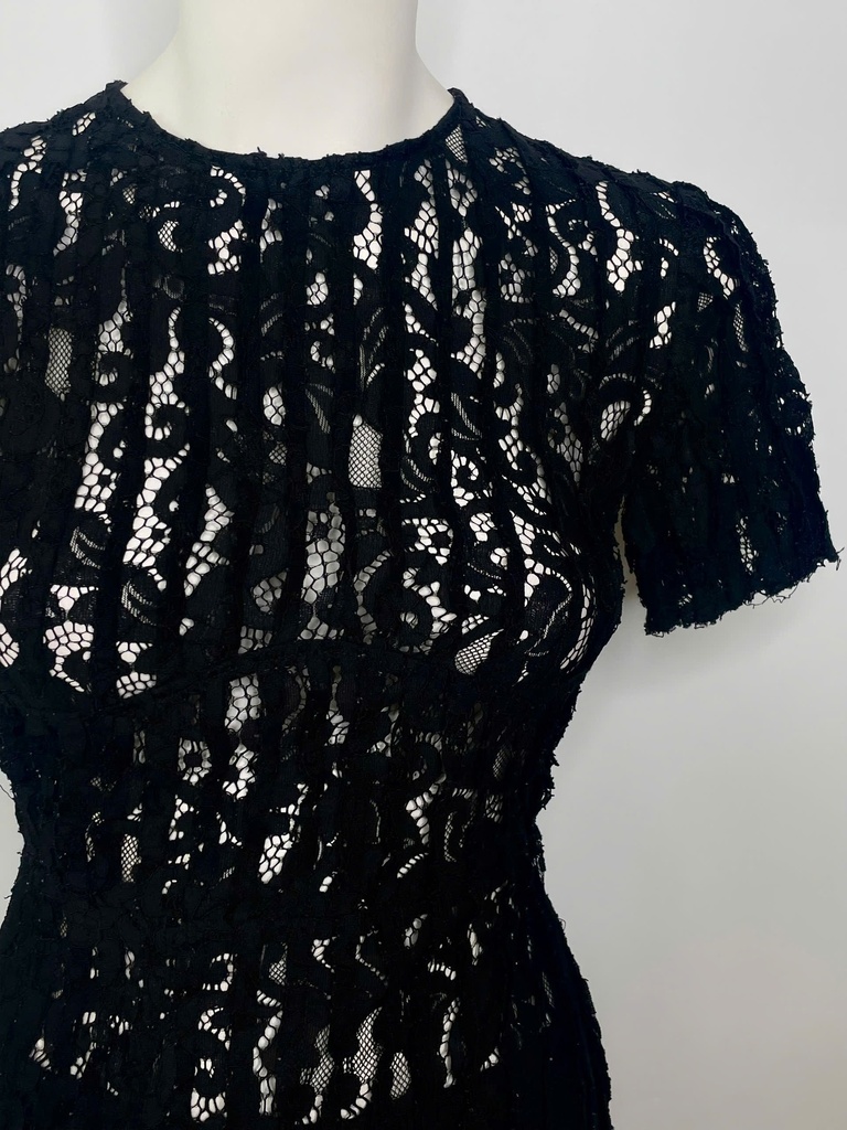 NGUYEN CHI NGHIA-TOPS