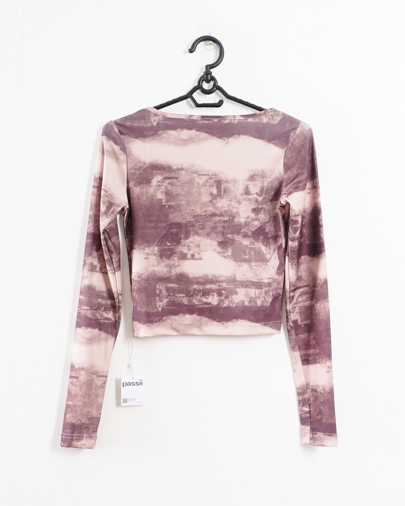 UNKNOWN-LONG_SLEEVES TOP