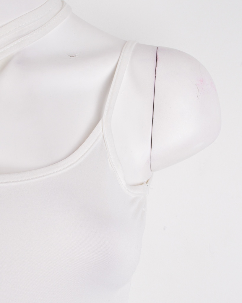 UNKNOWN-SLEEVELESS TOP (TANKTOP/TUBE TOP)