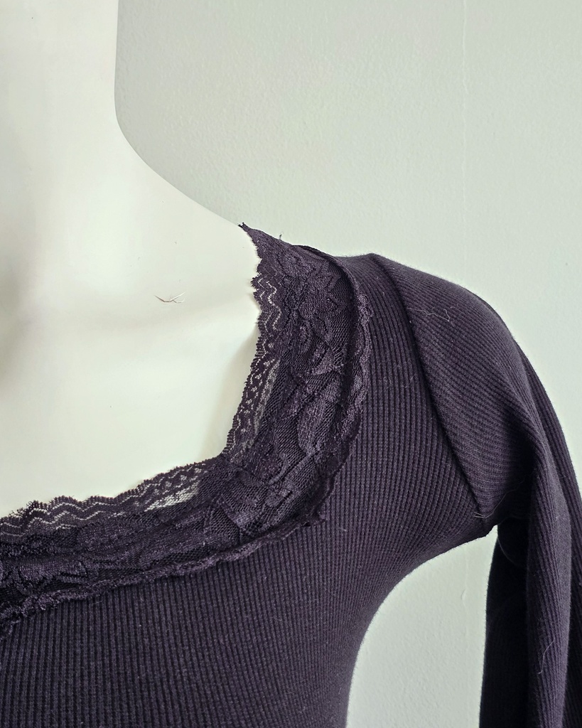 VINTAGE GOUT-LONG_SLEEVES TOP