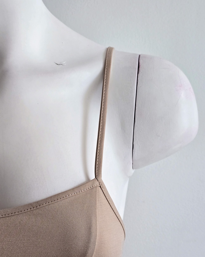 FOREVER 21-SLEEVELESS TOP (TANKTOP/TUBE TOP)