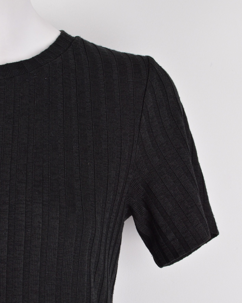 DIVIDED H&M-SHORT SLEEVES TOP