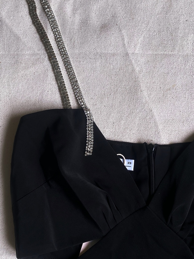 NENE CLOTHING-MINI DRESS