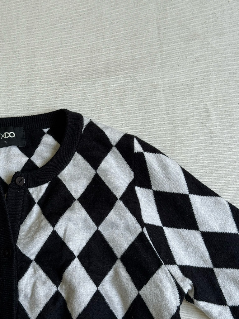 SIXDO-LONG SLEEVES TOP