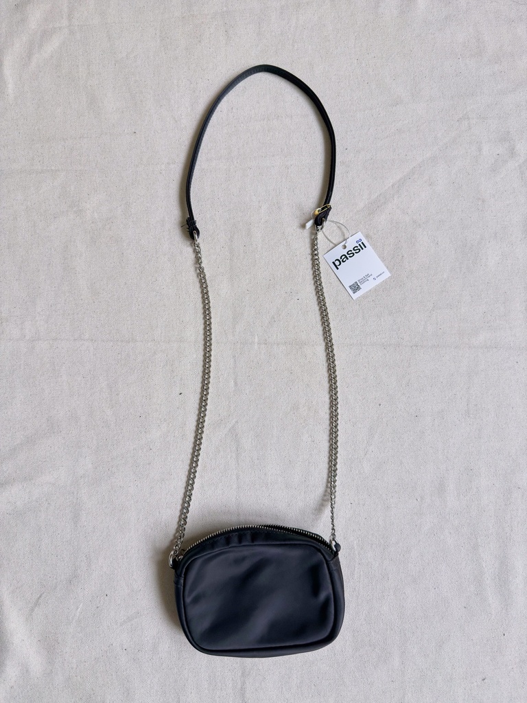 DIVIDED H&M-MINI BAGS