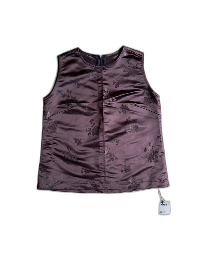 UNKNOWN-SLEEVELESS TOP