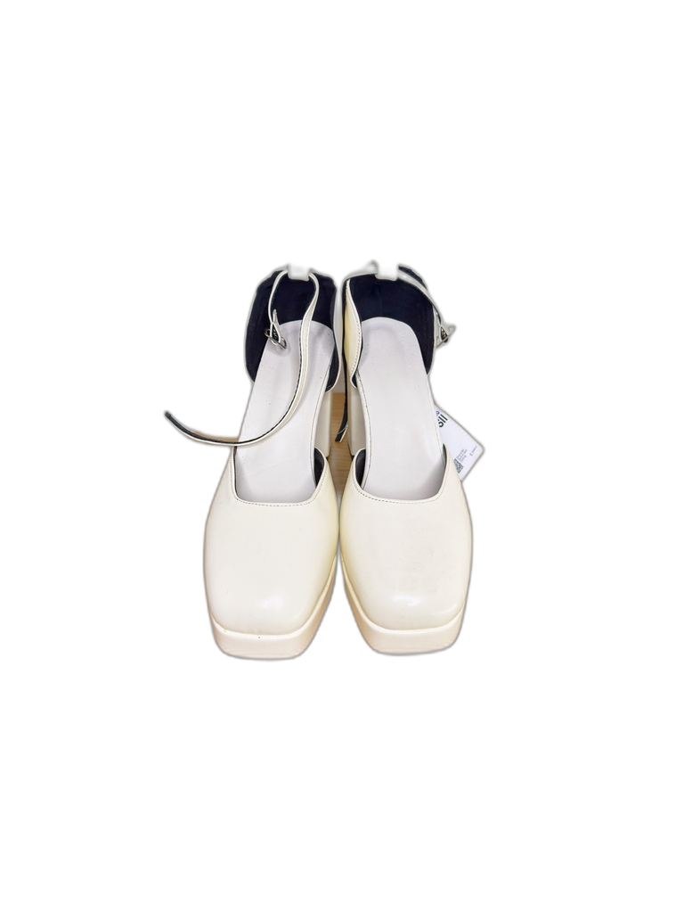 ASSORTED BRAND-SHOES