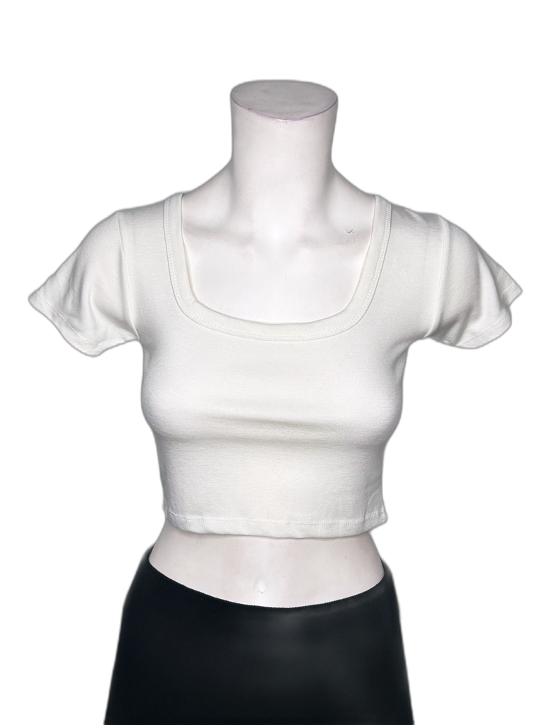 ASSORTED BRAND-CROPTOP