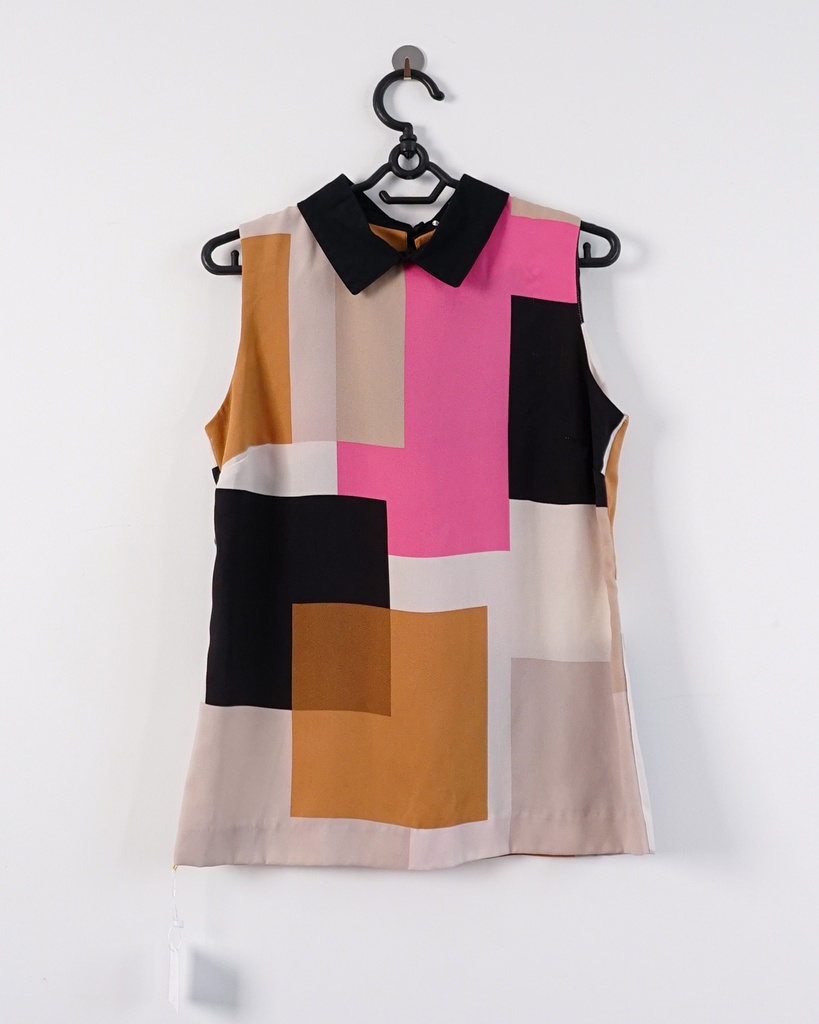 UNKNOWN-SLEEVELESS TOP (TANKTOP/TUBE TOP)