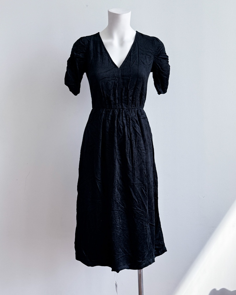 GAP-MIDI DRESS