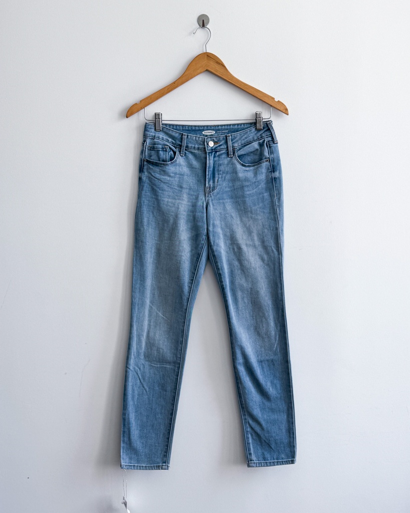 OLD NAVY-STRAIGHT LEG JEANS