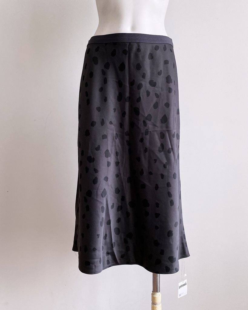 VALUE BRAND-MIDI SKIRT