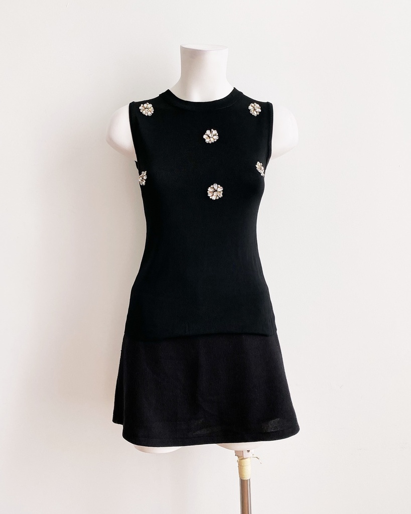 UNKNOWN-ÁO KHÔNG TAY (ÁO SÁT NÁCH/ÁO ỐNG)