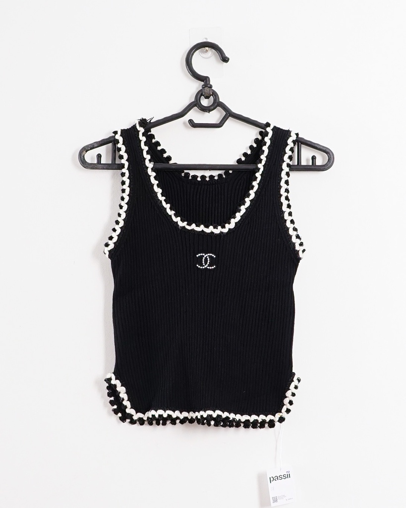 UNKNOWN-SLEEVELESS TOP (TANKTOP/TUBE TOP)