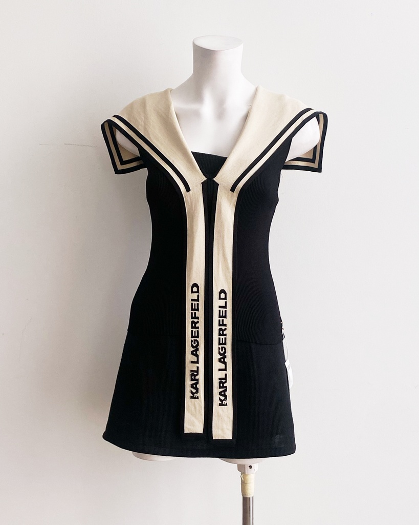 KARL LAGERFELD-SLEEVELESS TOP