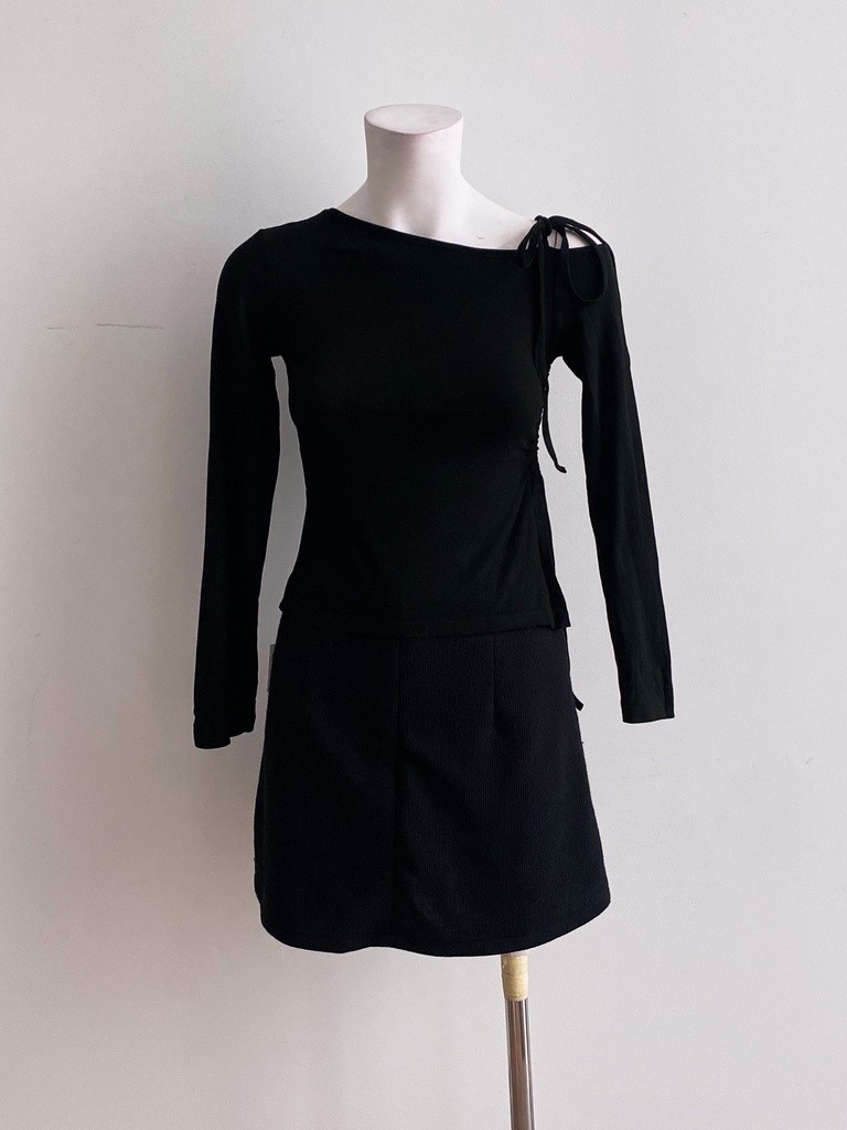 UNKNOWN-LONG SLEEVES TOP