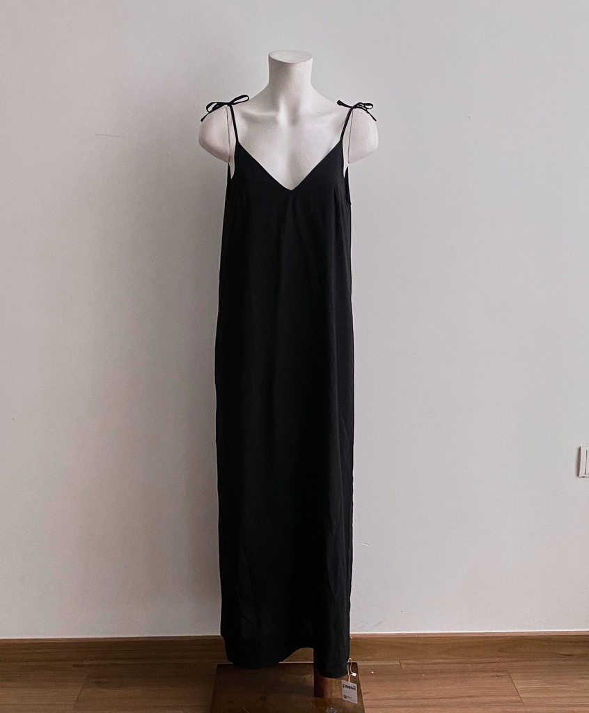 UNKNOWN-MAXI DRESS