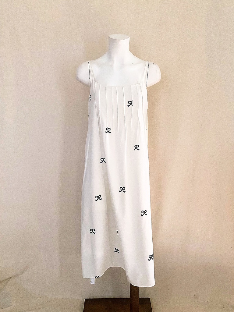 UNKNOWN-CASUAL DRESS