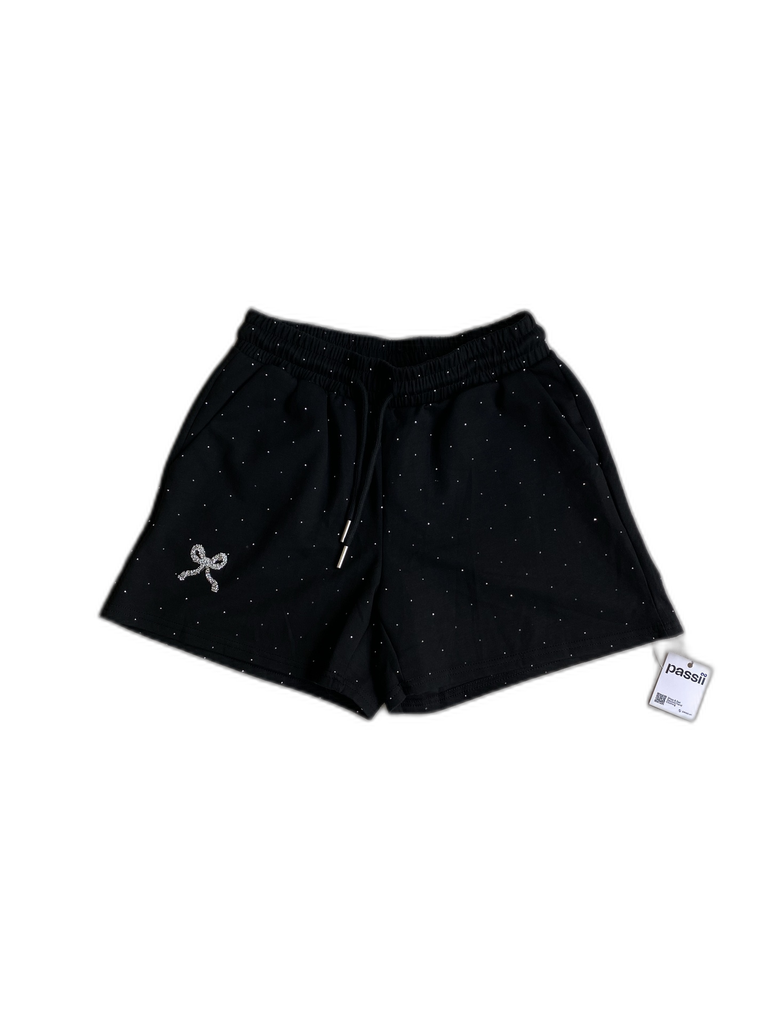 UNKNOWN-STYLED SHORTS